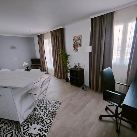 Incroyable T2 La Defense - Parking Gratuit Apartment Курбьовоа Екстериор снимка
