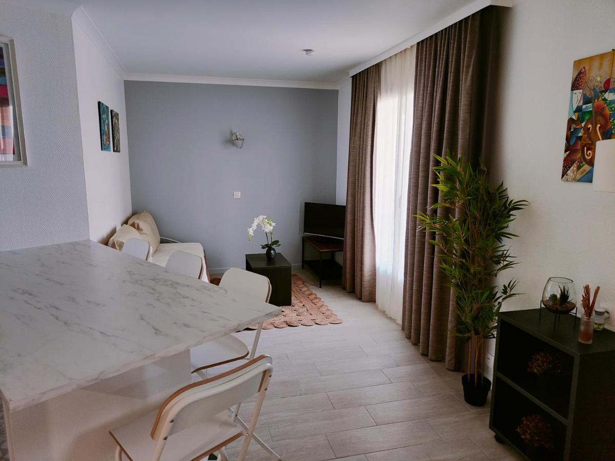 Incroyable T2 La Defense - Parking Gratuit Apartment Курбьовоа Екстериор снимка
